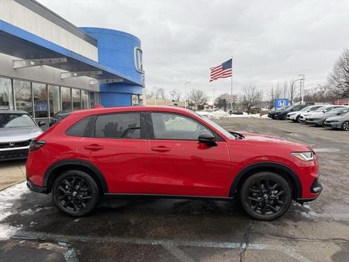 2025 Honda HR-V AWD Sport