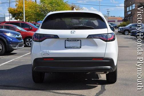 2026 Honda HR-V LX
