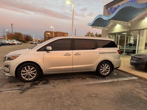 2019 Kia Sedona EX