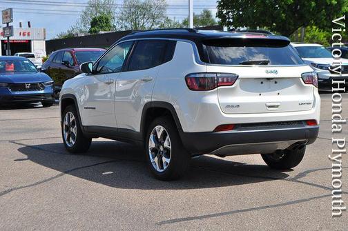 Pearl White Tri-Coat 2018 Jeep Compass Limited