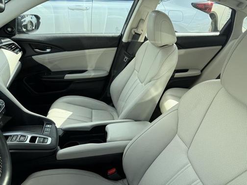 2022 Honda Insight Touring