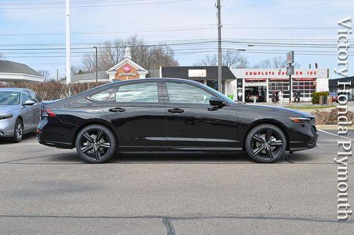 Crystal Black Pearl 2026 Honda Accord Hybrid Sport-L