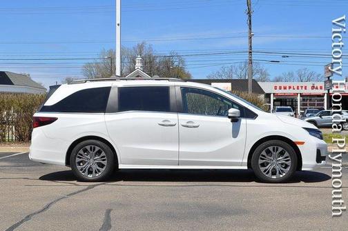 2025 Honda Odyssey Touring