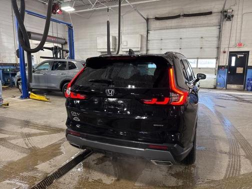 2023 Honda CR-V Hybrid Sport Touring AWD