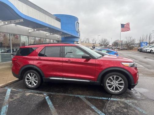2020 Ford Explorer XLT