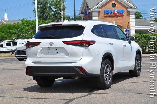 2023 Toyota Highlander XLE