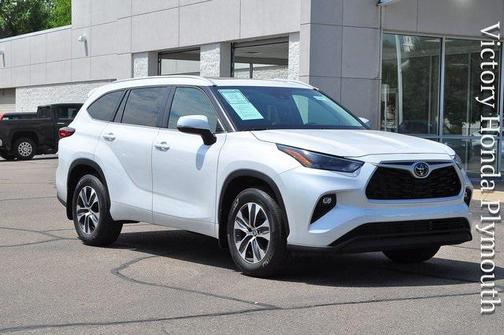 2023 Toyota Highlander XLE
