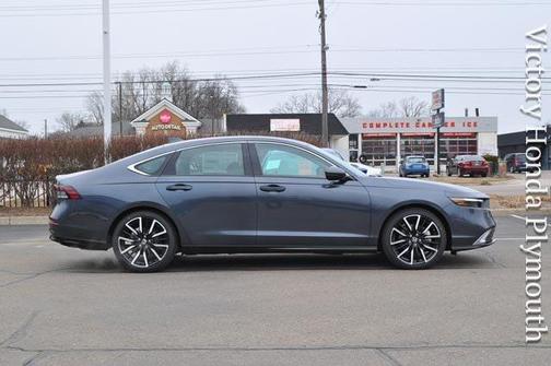 2025 Honda Accord Hybrid Touring