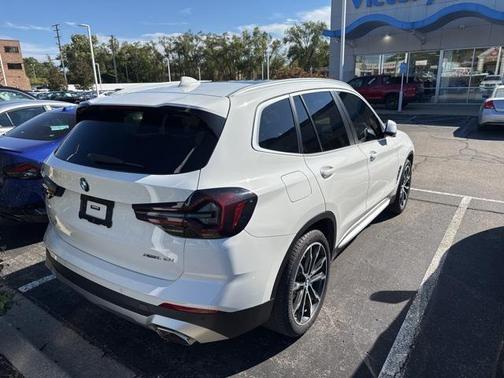 2023 BMW X3 xDrive30i