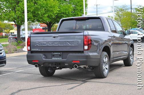 Modern Steel Metallic 2026 Honda Ridgeline RTL