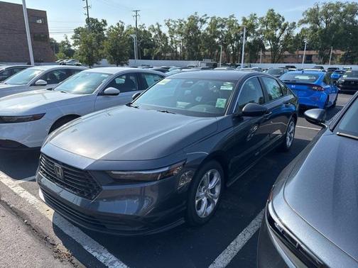 2025 Honda Accord LX 1.5T