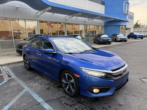 2017 Honda Civic Touring