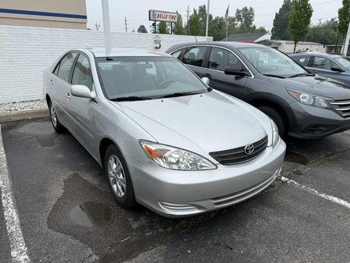 2004 Toyota Camry LE V6