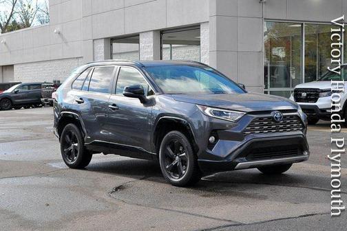 2020 Toyota RAV4 Hybrid SE