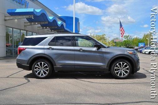 2022 Ford Explorer ST-Line