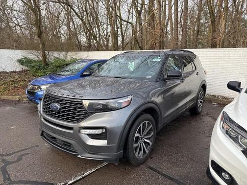 2022 Ford Explorer ST-Line
