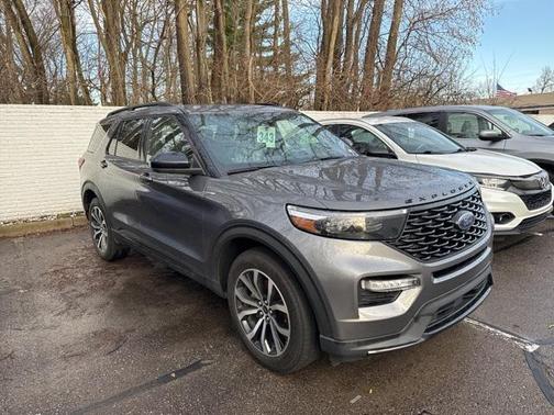 2022 Ford Explorer ST-Line