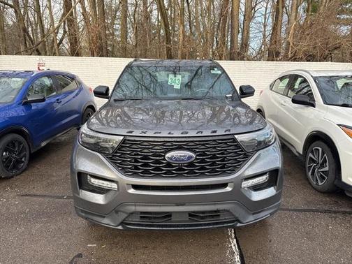 2022 Ford Explorer ST-Line
