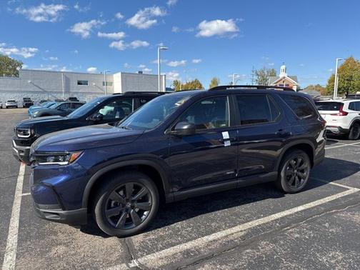 2025 Honda Pilot Sport