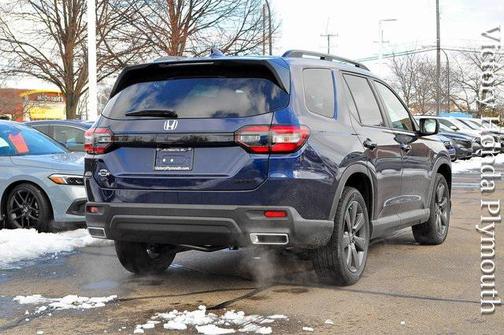 2025 Honda Pilot Sport