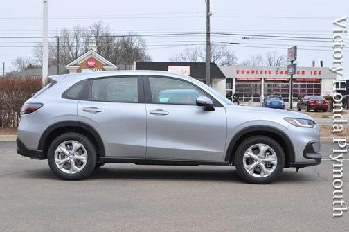 2025 Honda HR-V LX
