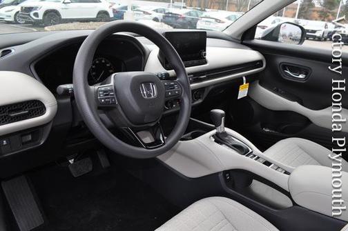 2025 Honda HR-V LX