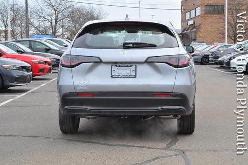 2025 Honda HR-V LX