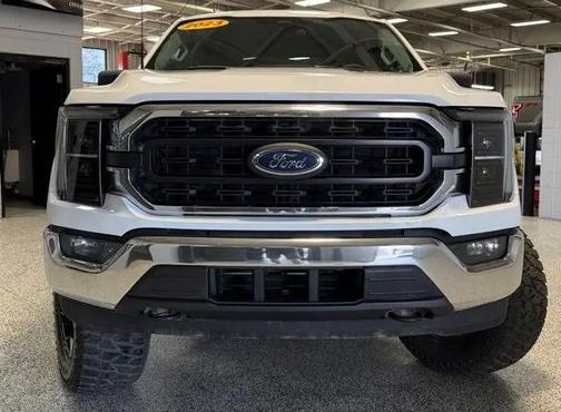 Oxford White 2023 Ford F-150 XLT