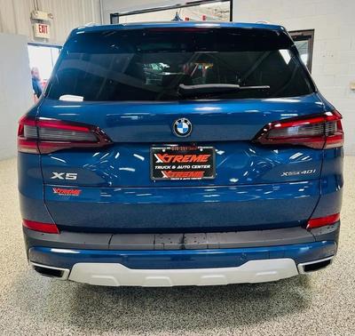 Phytonic Blue Metallic 2022 BMW X5 xDrive40i