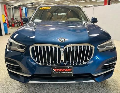 Phytonic Blue Metallic 2022 BMW X5 xDrive40i