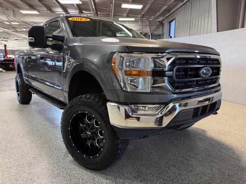 Carbonized Gray Metallic 2022 Ford F-150 XLT