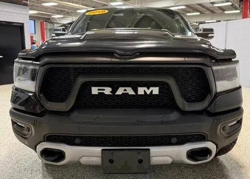 Diamond Black Crystal Pearl 2019 RAM 1500 Rebel