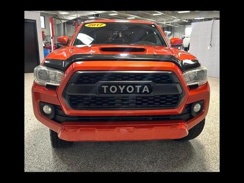 2017 Toyota Tacoma SR5
