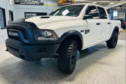 2021 RAM 1500 Classic SLT