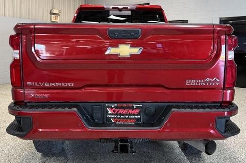 2022 Chevrolet Silverado 2500 High Country