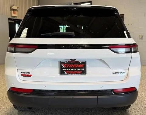White/off-white 2024 Jeep Grand Cherokee Limited