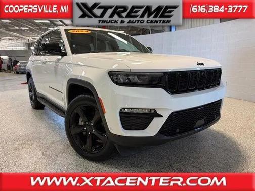 White/off-white 2024 Jeep Grand Cherokee Limited