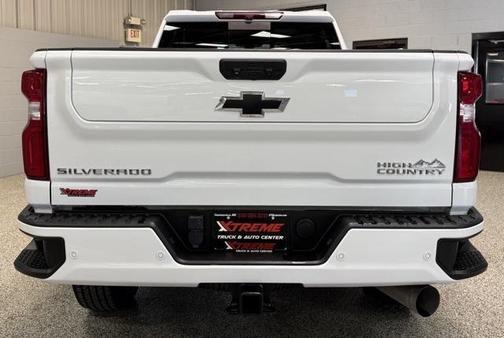2022 Chevrolet Silverado 3500 High Country