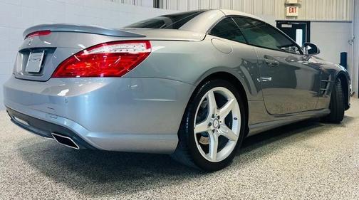 Diamond White Metallic 2013 Mercedes-Benz SL-Class 2dr Roadster SL 550