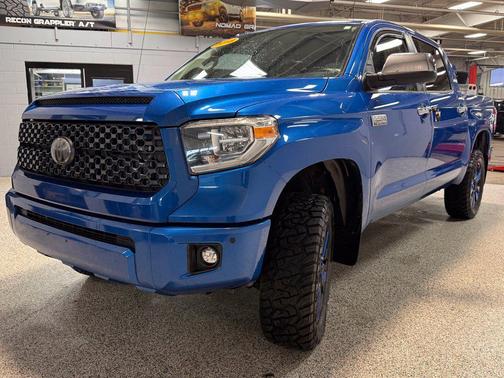 Blazing Blue Pearl 2018 Toyota Tundra Platinum
