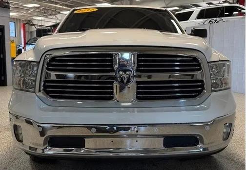 Bright White Clearcoat 2017 RAM 1500 Big Horn