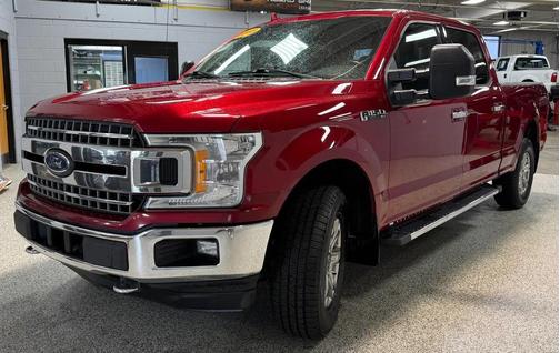 Red 2018 Ford F-150 XLT