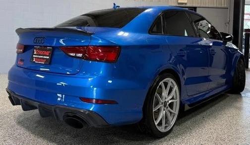 Ara Blue Crystal Effect 2018 Audi RS 3 2.5T