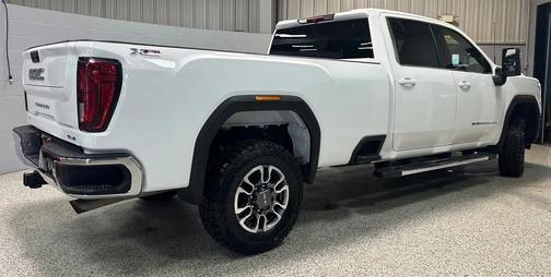 Summit White 2024 GMC Sierra 3500 SLE