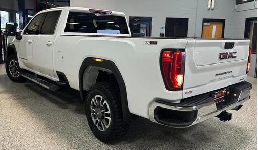Summit White 2024 GMC Sierra 3500 SLE