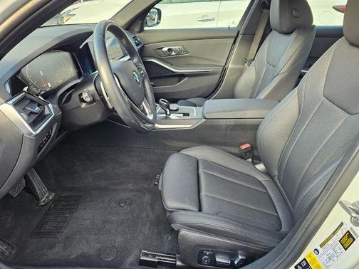 2021 BMW 330 i xDrive