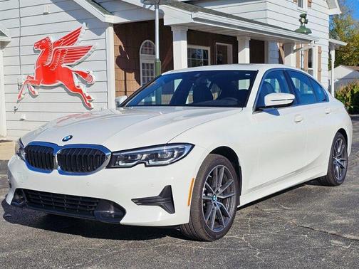 2021 BMW 330 i xDrive