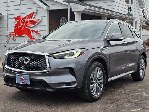 2025 INFINITI QX50 Luxe