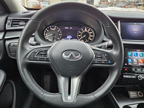 2025 INFINITI QX50 Luxe