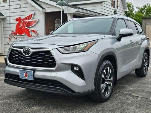 2020 Toyota Highlander XLE